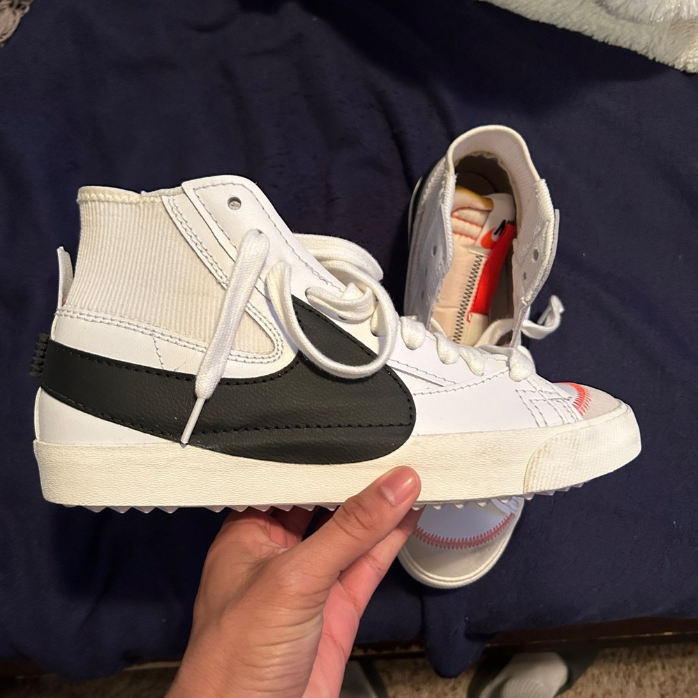 Nike Blazer Mid 77 Jumbo
White Black